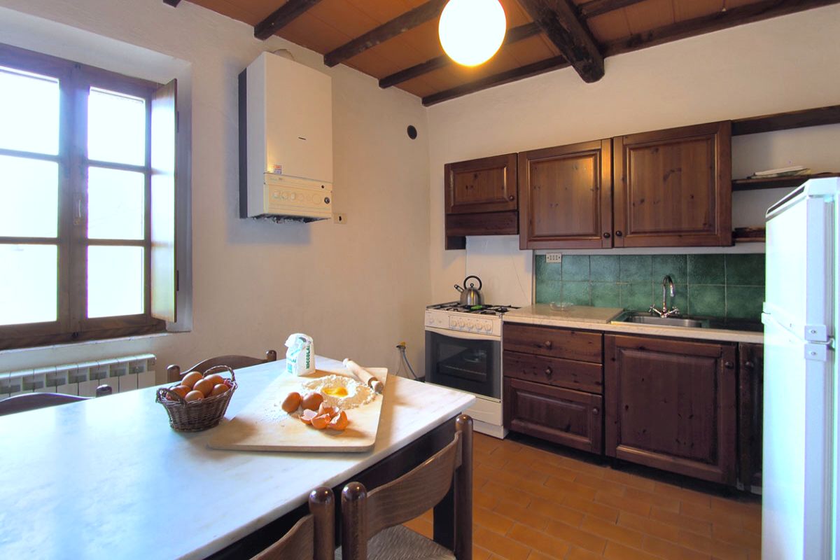 Casa di Giocche kitchen photo: vacation rentals in tuscany italy